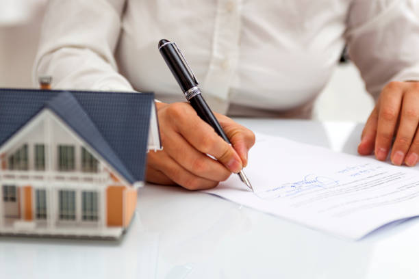 What Do Mortgage Lenders Look For on Bank Statements